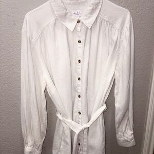 Isabel Maternity by Ingrid & Isabel White Button-Down Blouse